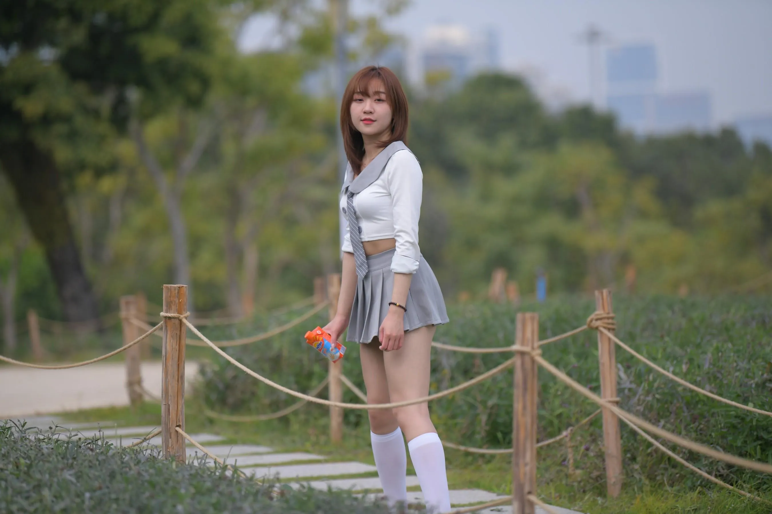 [魔镜街拍] NO.095 性感动人的小百褶裙美女 [763P]插图5